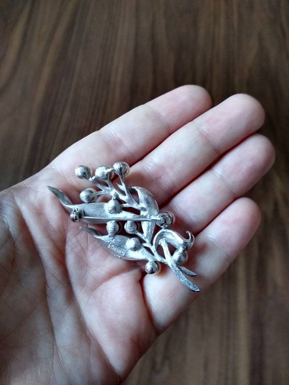 Vintage Crown Trifari Leafy Branch Silver Tone Fa… - image 2