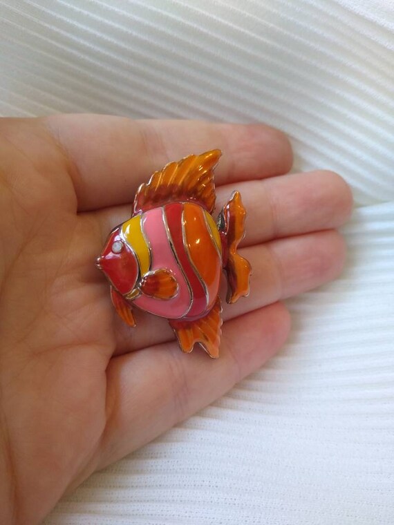 Vintage Orange Stripe Enamel Tropical Fish Brooch… - image 2