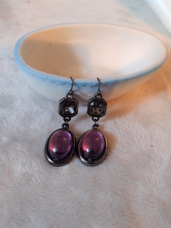 Vintage Hematite and Amethyst Drop Pierced Earring