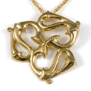 Gold Roman/Celtic Triquetra pendant