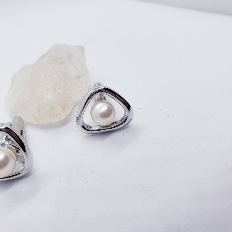 Sterling Silver Pearl Cuff Links with Trillion Reflective Border