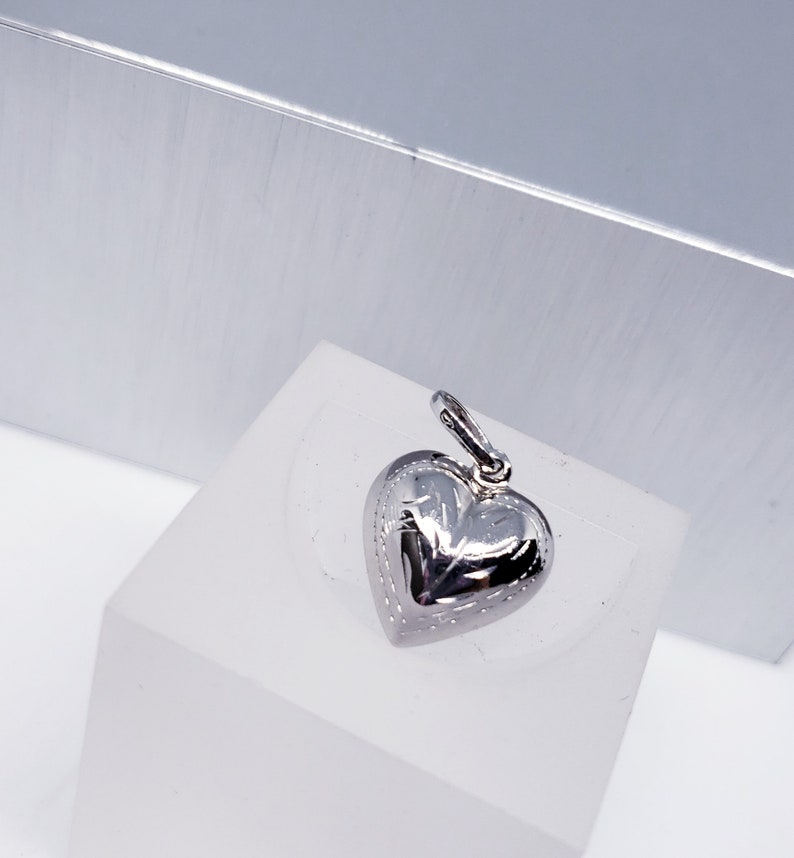 8pcs Silver Puffed Heart Charms 11x10mm CHR0087