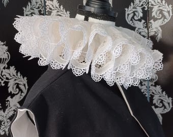 Lady Caroline&#39;s ruff, 14&quot; neck