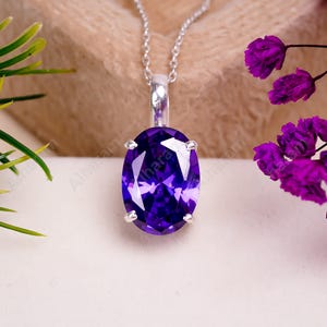 Flawless Blue Sapphire Oval Pendent, September Birthstone, Blue Sapphire Necklace Jewelry, 10x14 MM Oval Blue Sapphire Pendent, Gift for her
