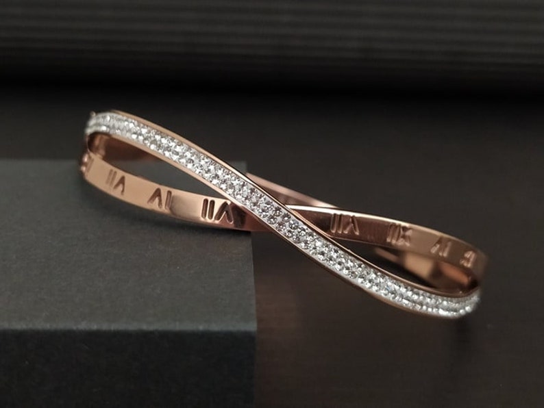 Women/'s bracelet gloves steel bracelet with rhinestones special gift for women