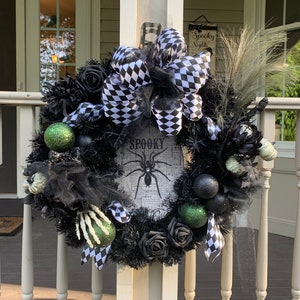 24 Black and green Halloween Wreath Door Decoration image 1