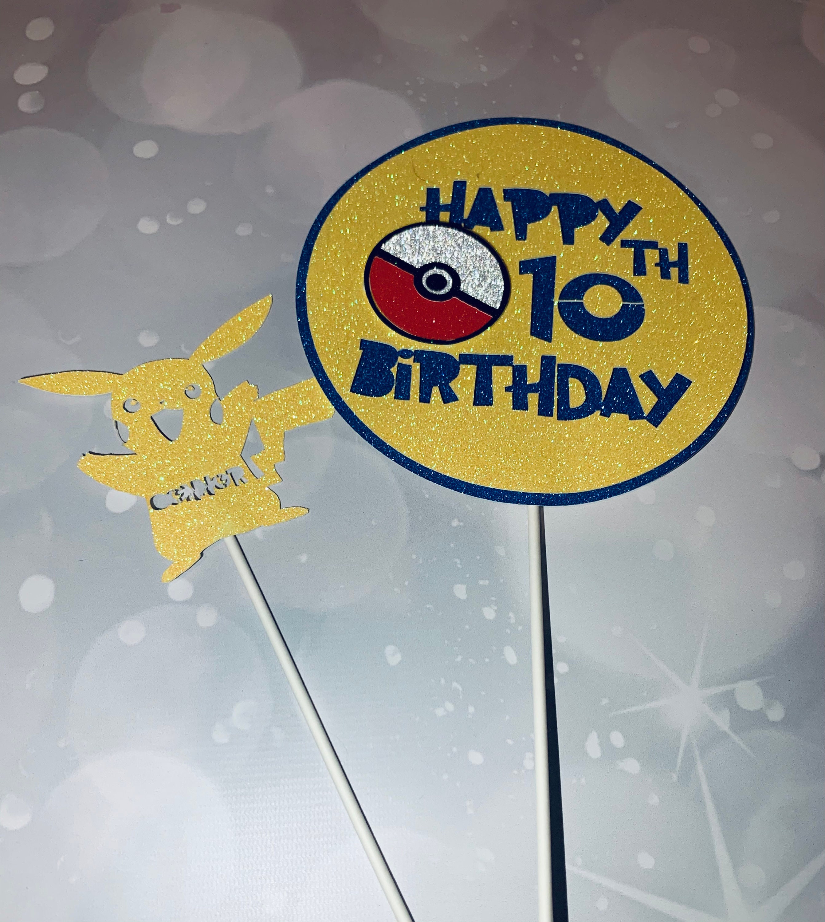 Personalised Name & Age Pokemon Birthday Glitter Cake Topper Blue and Yellow Personalised Name & Age Pokemon Birthday Glitter Cake Topper Blue and Yellow