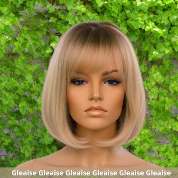Short blonde wig with cheap bangs