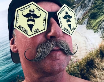 Cera per baffi IMPERIAL BEE Royal Hold spedizione gratuita ENTRAMBE le confezioni da 1 oz e 1/2 oz Stile baffi Train miglior manubrio Etsy Offerta 2 per 1 Prezzo basso