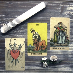 Intuitive Tarot Reading Three Cards Find Guidance from the Cards with a 3 Card Tarot Reading image 4