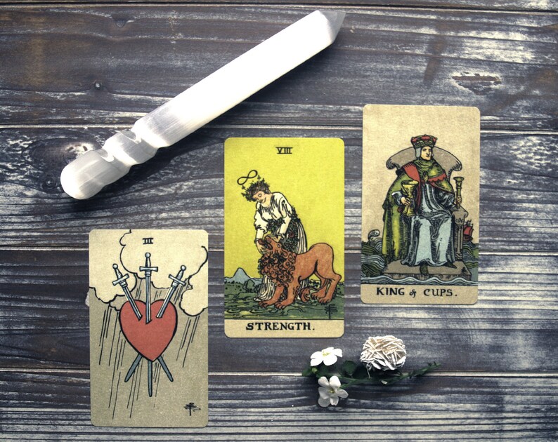 Intuitive Tarot Reading Three Cards Find Guidance from the Cards with a 3 Card Tarot Reading image 4