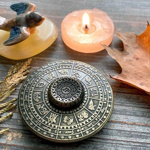 Fortune's Wheel Divination Tool. Antique Bronze Astrologer's Wheel. Spinning Zodiac Disk. image 4