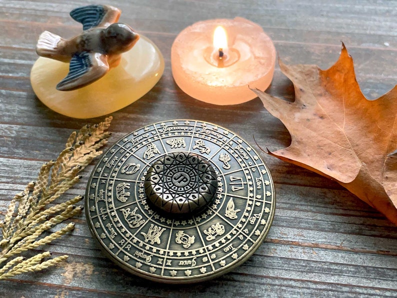 Fortune's Wheel Divination Tool. Antique Bronze Astrologer's Wheel. Spinning Zodiac Disk. image 4