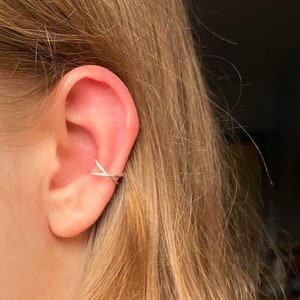 Ear Cuff Set, Ear Wrap, Fake Piercing, 925 Sterling Silver Ear Cuff, Conch Piercing, Criss Cross Ear Cuff, Minimal, Cartilage Earring, Gold