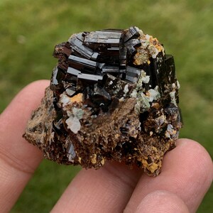 Espécimen de vesuvianita raro de 78,9 gramos, espécimen mineral de vesuvianita marrón, vesuvianita natural, vesuvianita de la montaña Zegi Warsak KPK imagen 3
