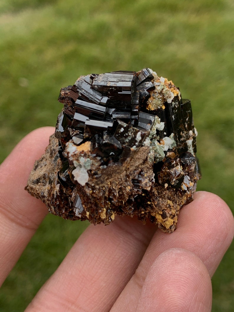 Espécimen de vesuvianita raro de 78,9 gramos, espécimen mineral de vesuvianita marrón, vesuvianita natural, vesuvianita de la montaña Zegi Warsak KPK imagen 3