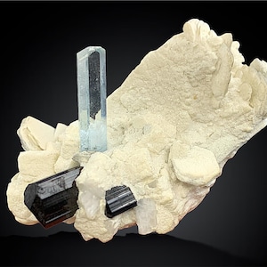 Natural Damage-Free Aquamarine Crystal on Albite Matrix | High-Quality Mineral Specimen from Skardu | Collector’s Gem | Raw Healing Crystal