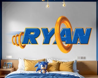 Autocollant mural personnalisé « Speedy Adventure » avec nom – Autocollants muraux personnalisés avec effets lumineux pour la décoration de la chambre des garçons – Décoration de chambre énergique