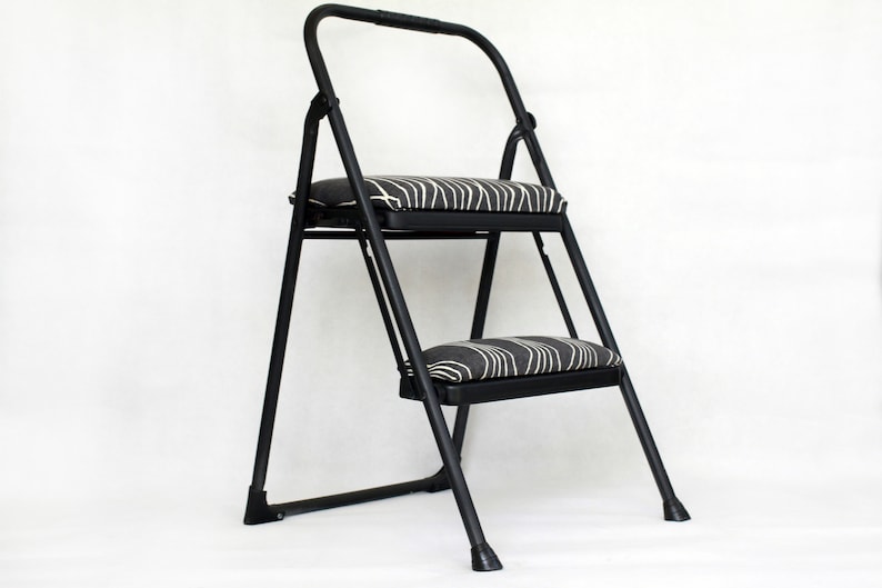 Jupiter Step Stool