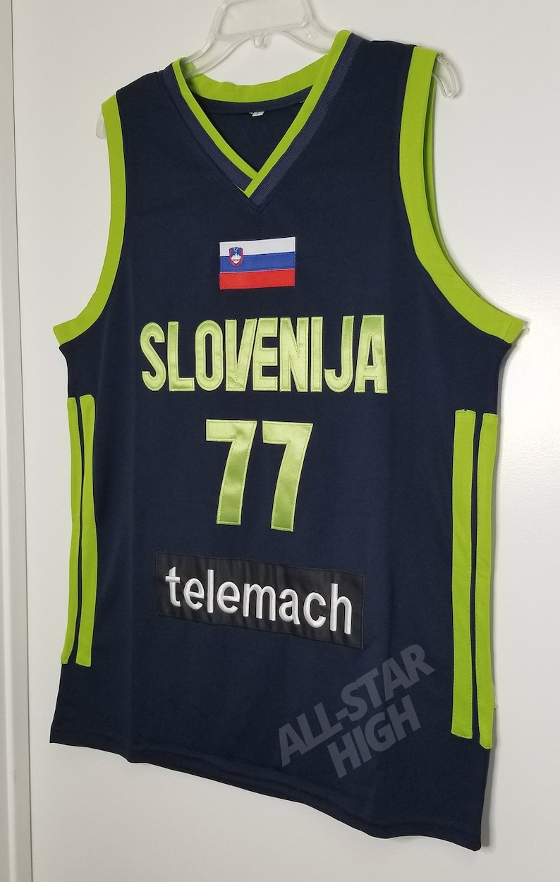 Man kann ein basic shirt ohne probleme darunter anziehen. Luka Doncic Trikot Nike : Luka Doncic Slowenien Euro Basketball Trikot Blau | Etsy