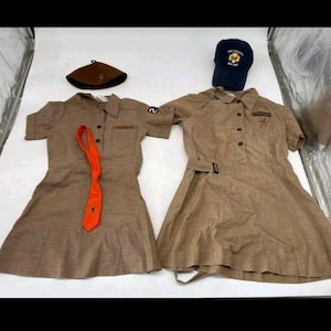 2 Vintage Official Girl Scout Brownie Collared Dress Uniform 1960s Belt,hat