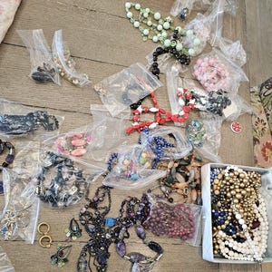 Huge lot Vintage Estate Jewelry Necklace Earrings 11lbs
