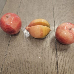Italian Alabaster Apples Peach Fruit Wooden Stem Marbled Yellow Orange  VTG MCM