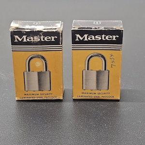 VINTAGE Master Lock USA Secret Service No. 1 PADLOCK with Box & Keys Set Of 2