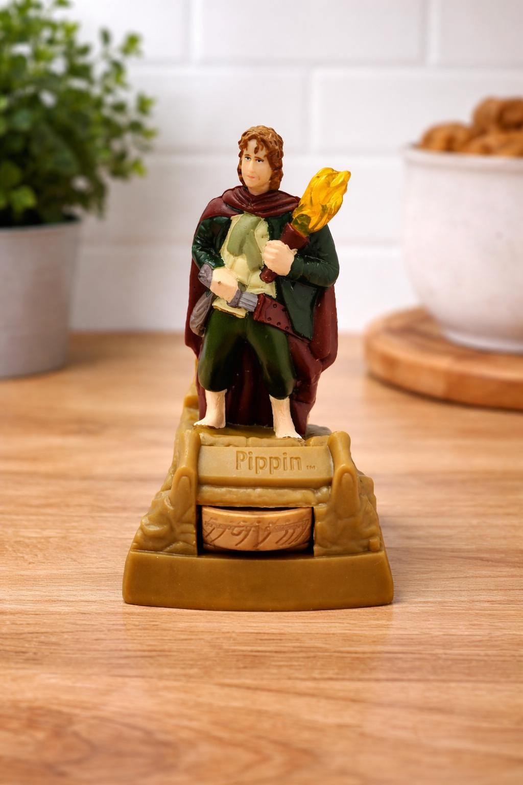ロードオブザリング　ロード　オブ　ザ　リング　バーガーキング　台座のみ Burger King Lord Rings - Etsy