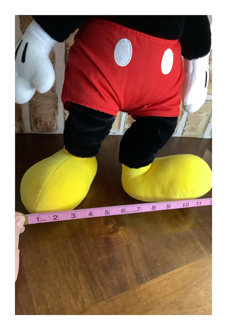 1990s Walt Disney World Mickey Mouse Plush , Large Vintage Park Exclusive Style Collectible bild 3