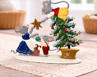 Salzburger Zinnstube Pewter Mouse Family Figurine- Decorating the Christmas Tree