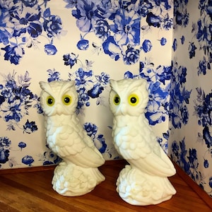 Vintage Italian Alabaster Owl Figurines: 1960s Owl Decor