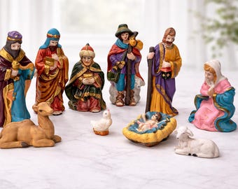 Vintage Large 10 Piece Porcelain Figurine Nativity Scene Set