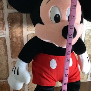 1990s Walt Disney World Mickey Mouse Plush , Large Vintage Park Exclusive Style Collectible bild 7