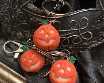 Glow in the Dark Jack-o-Lantern Keychain, Handmade Polymer Clay, Halloween Clip