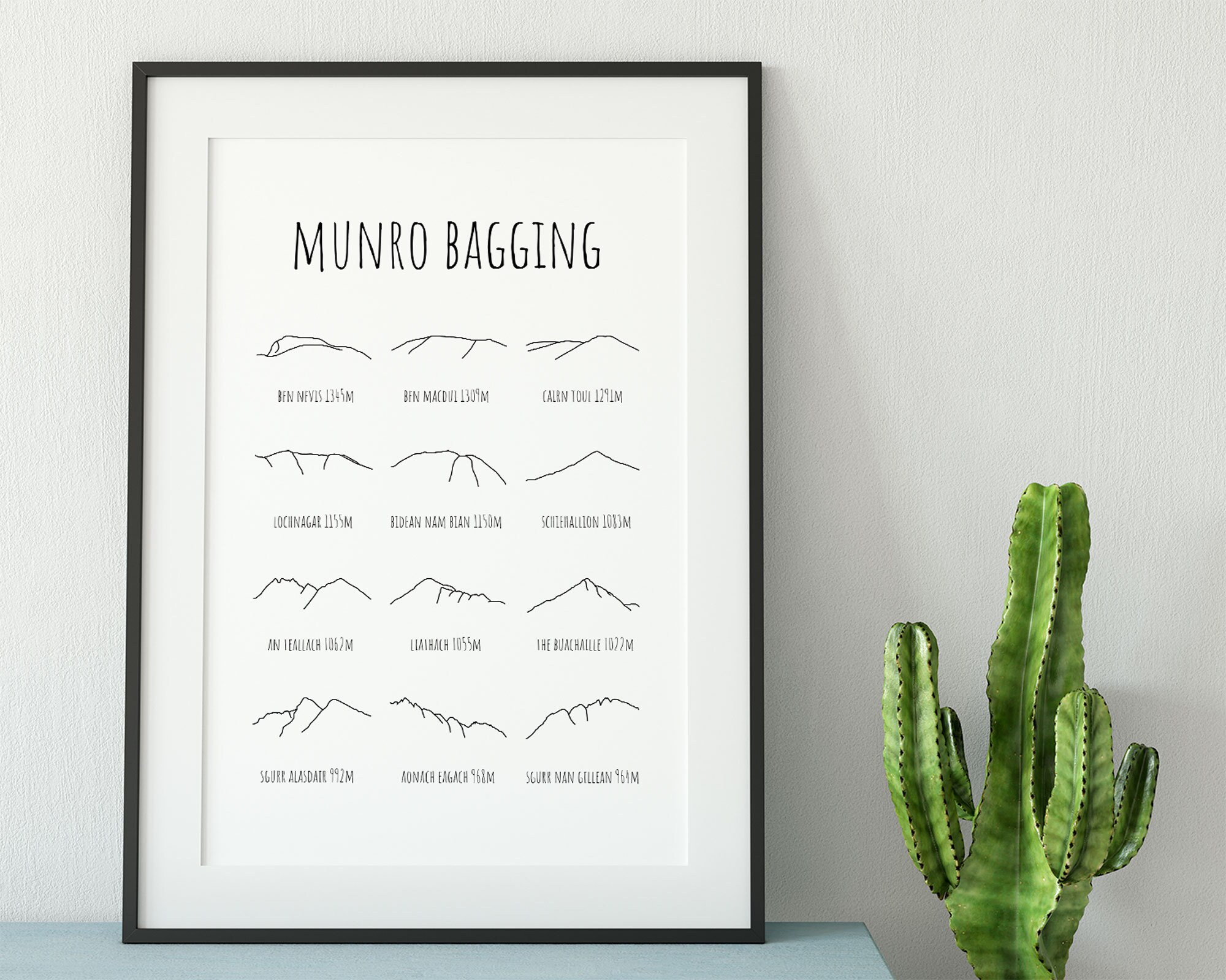 Il est un écossais chose Munro Ensachage-Scotland Hill Walking Mountains pays Il est un écossais chose Munro Ensachage-Scotland Hill Walking Mountains pays