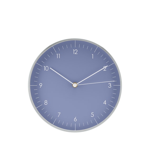 Lautlose Wanduhr in skandinavischem Design, hochwertiges Quarzuhrwerk, gut lesbares Ziffernblatt, Küchenuhr, Wohnzimmeruhr, Hellblau, Silber