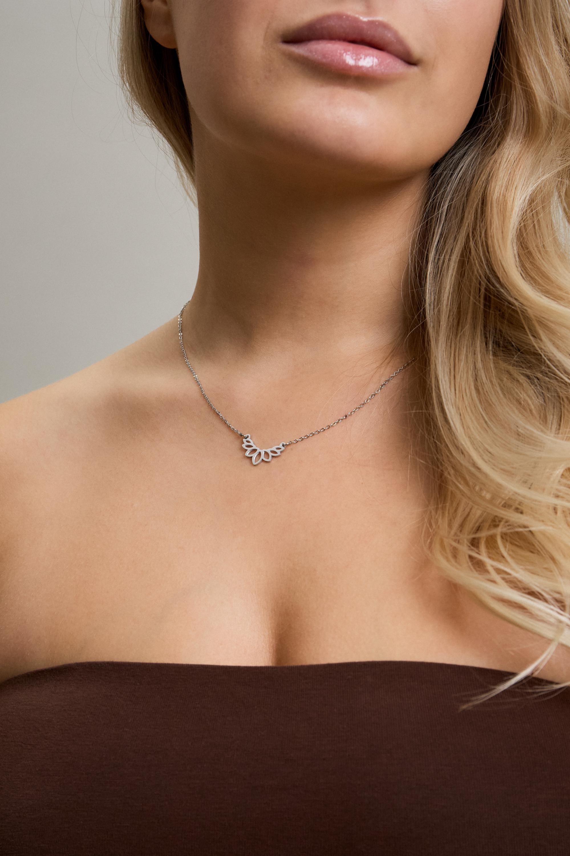 Collana da donna minimalista con ciondolo a forma di loto | Fiore di loto | Fiore di loto | Regalo Flower Power | Collana | Collana dell'amicizia | Idea regalo - Italia