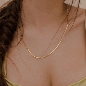 Dainty, thin snake chain without pendant I Choker chain necklace I Flat herringbone chain I Boho snake chain I Layered chain women