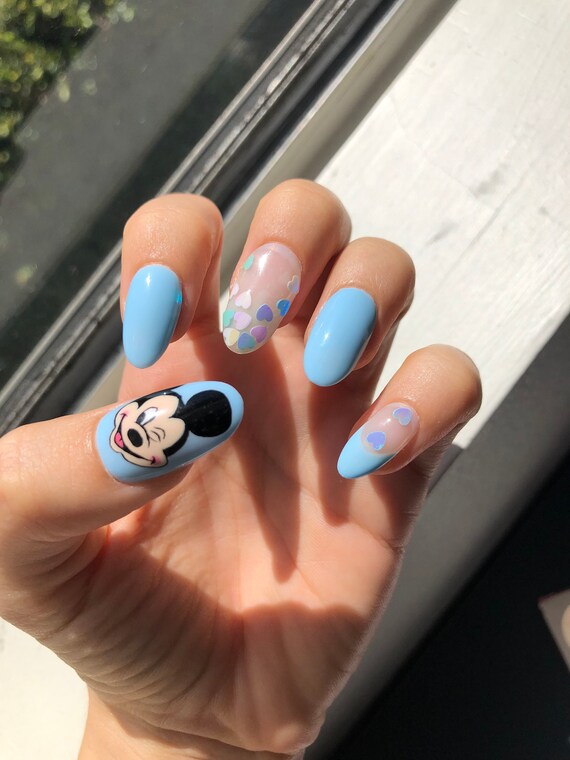 Mickey Mouse pintado a mano Prensa de gel en uñas / uñas - Etsy España