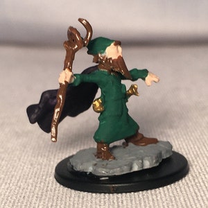 Gnome Wizard Painted DnD Miniature/Gnome Warlock Painted Mini/Gnome Sorcerer Painted Miniature