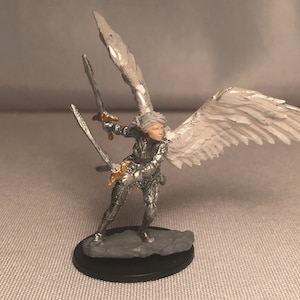 Female Aasimar Paladin Painted DnD Miniature/Female Aasimar Fighter DnD Hand Painted D&D Mini/Female Aasimar Cleric Painted Miniature