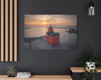 Roter Leuchtturm bei Sonnenuntergang Matte Leinwand