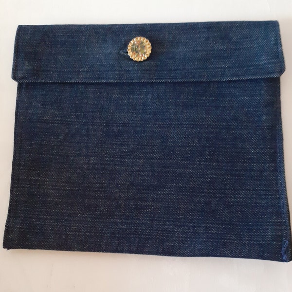 Pochette en tissu jean -rangement-idée cadeau en France-recycler tissu jean