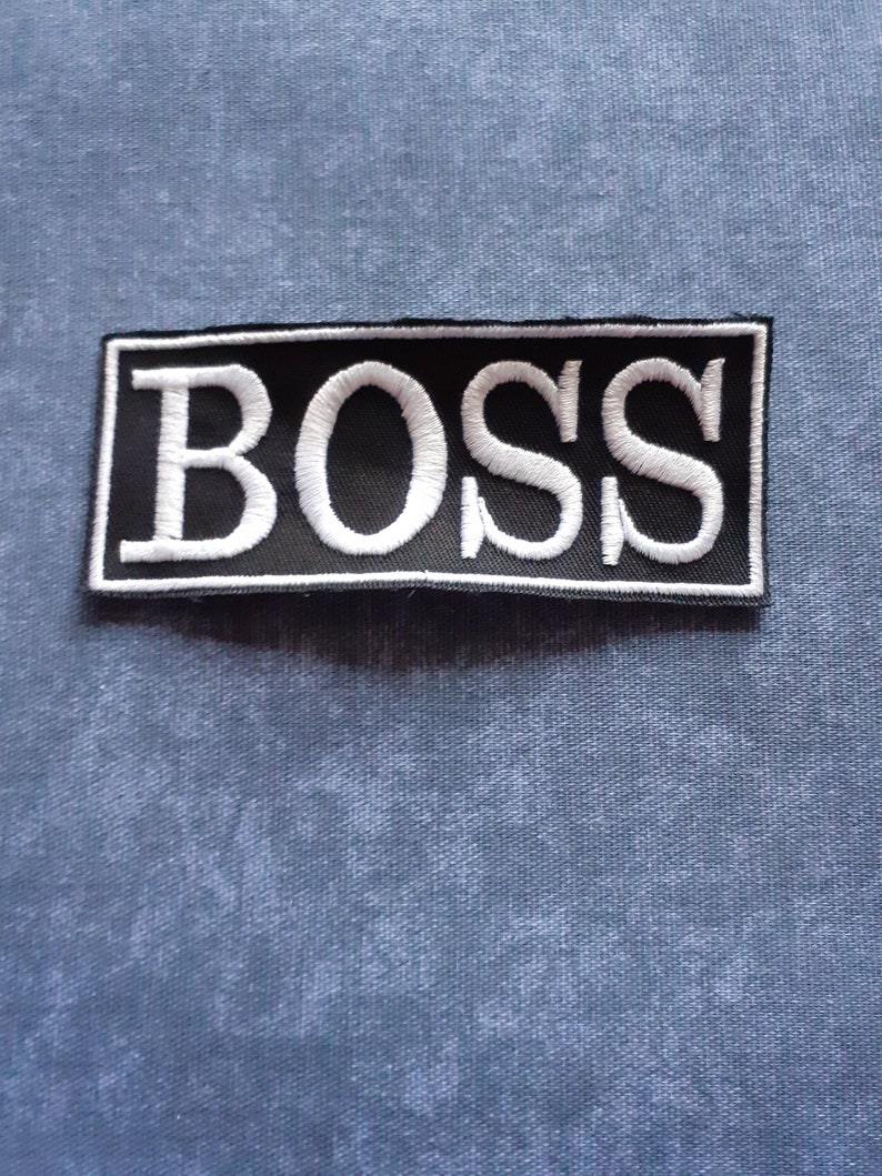 Patch BOSS NOIR brodé à coudre customisé vêtement boss-broderie Boss-écusson boss image 1