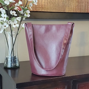 Victoria Bucket Handbag Purse Digital PDF Couture Pattern en simili cuir fabuleux, Poche zippée, Cartable, Fourre-tout, Top Zipper