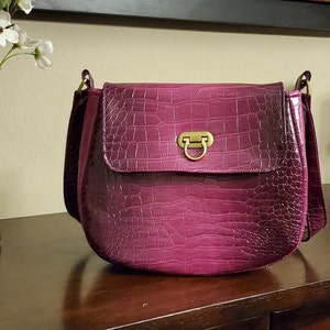 Alexa bolso de hombro bolso digital PDF patrón de costura, bandolera, cartera, solapa, cuero sintético, vinilo, bolsillo con cremallera, bolso de mano, fácil de coser