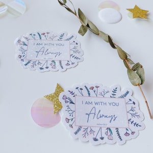 Verset biblique Écriture fleur Cadre Autocollant | Art floral brillant holographique chrétien catholique autocollants | Je suis avec toi toujours mur de fleurs