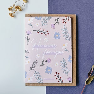 Er sorgt für Dich Karte | Schrift ermutigungskarte, religiöse Karte, Bibelvers Glaube Karte, handgezeichnete Blumen katholische Jesus liebt dich