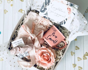 engagement gift for best friend female